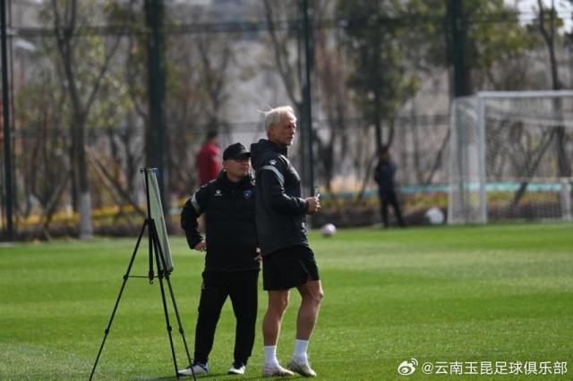 1737095438104075994.jpg 008tx1Qugy1hx7ue0xio8j30nm0fq0um.jpg