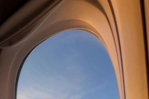 巴黎社媒晒抵达洛杉矶视频，与马竞、博塔弗戈、西雅图同组