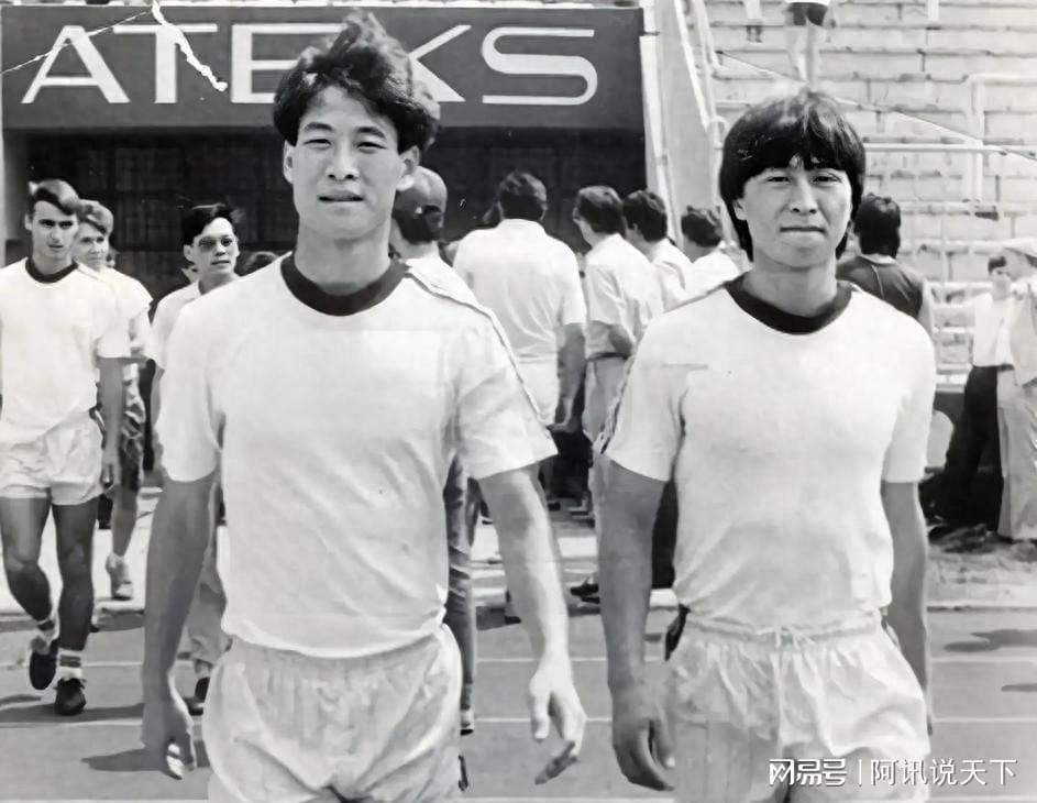 上海足球名宿,曾踢进奥运正赛,远离足坛近30年,如今身份不简单